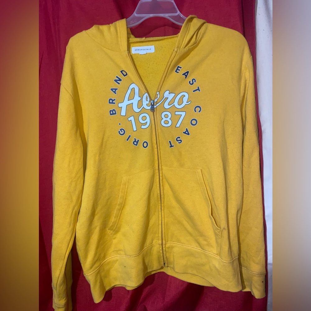 Aeropostale Men’s Yellow Hoodie - Yellow